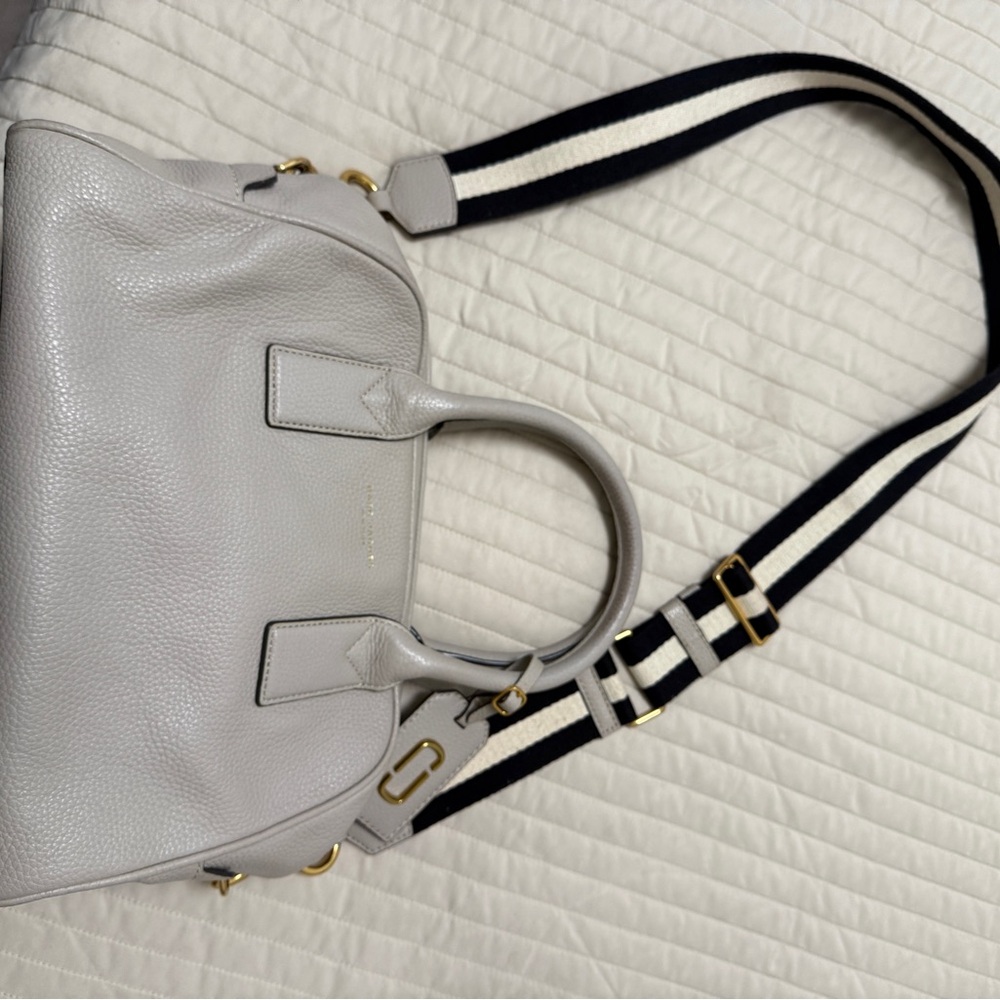 MARC JACOBS Beige Leather Shoulder Bag Handbag